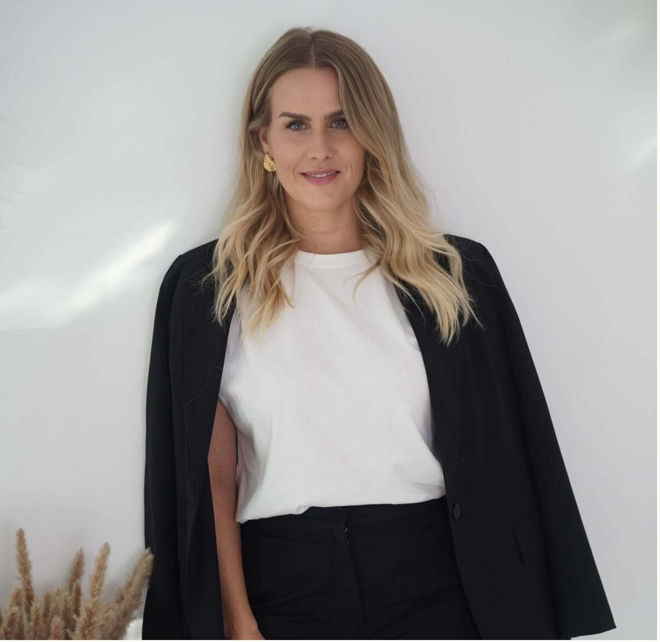 Miriam Kutscher-Saliba, Leading Her Way